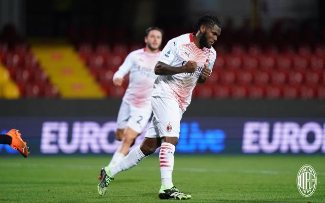 世界杯手机观看-米兰命硬！红牌点球被围殴无所谓，榜首体验卡收回！